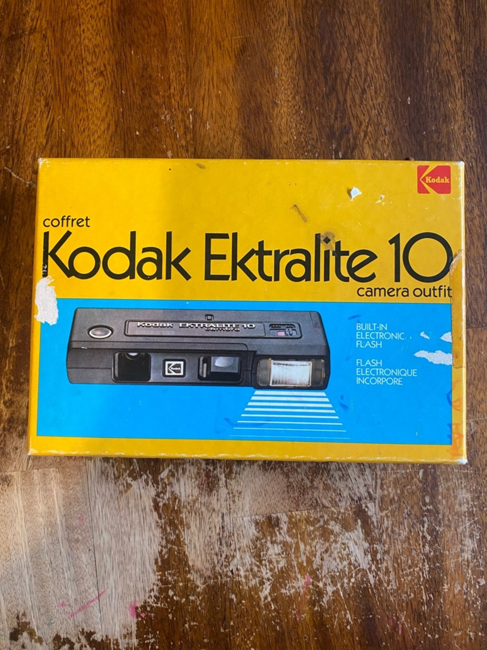 Kodak Ektralite 10 Box - Yellow and Blue Packaging